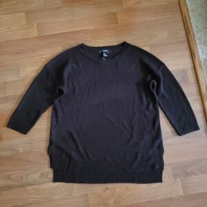 Forever 21 Women's Black Crew Neck Sweater